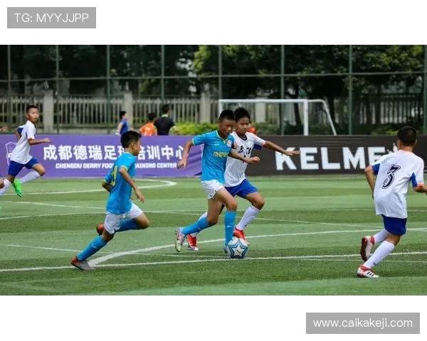 博卡青年迎强敌激情对决鏖战绿茵争夺南美荣耀桂冠 博卡青年迎强敌激情对决鏖战绿茵争夺南美荣耀桂冠