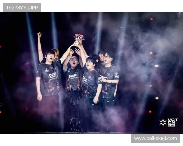 英雄联盟深度解析：揭开FPX战队选手个人能力的神秘面纱