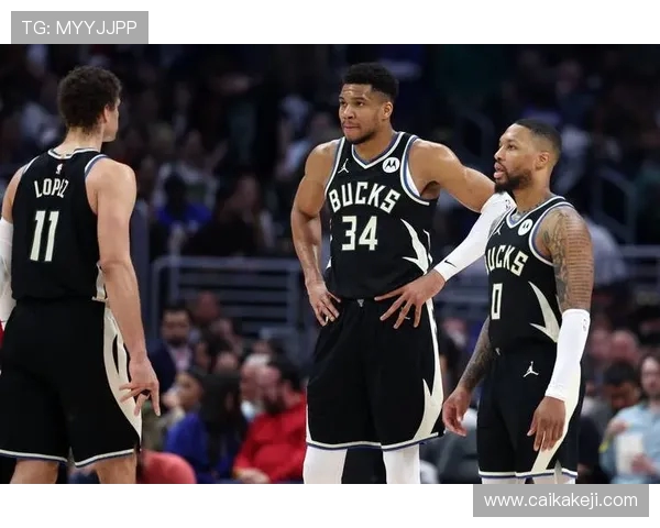 密尔沃基雄鹿全力冲击赛季巅峰对决展现球队坚韧与冠军雄心