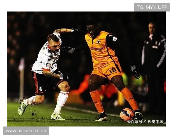 布拉加与贝西克塔的精彩对决谁能笑到最后分析比赛前景与战术布局 布拉加与贝西克塔的精彩对决谁能笑到最后分析比赛前景与战术布局